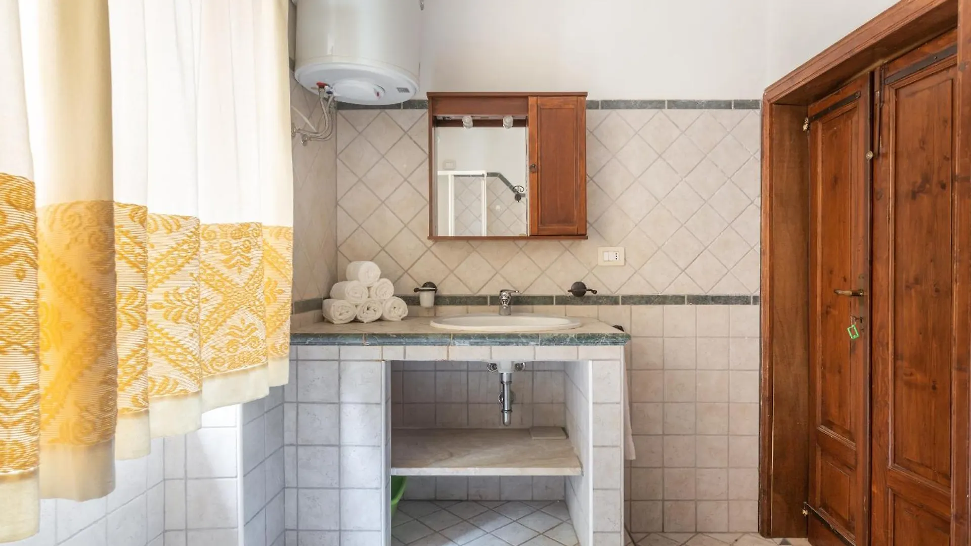 Grande Casa Nel Villaggio Scano Montiferro İtalya